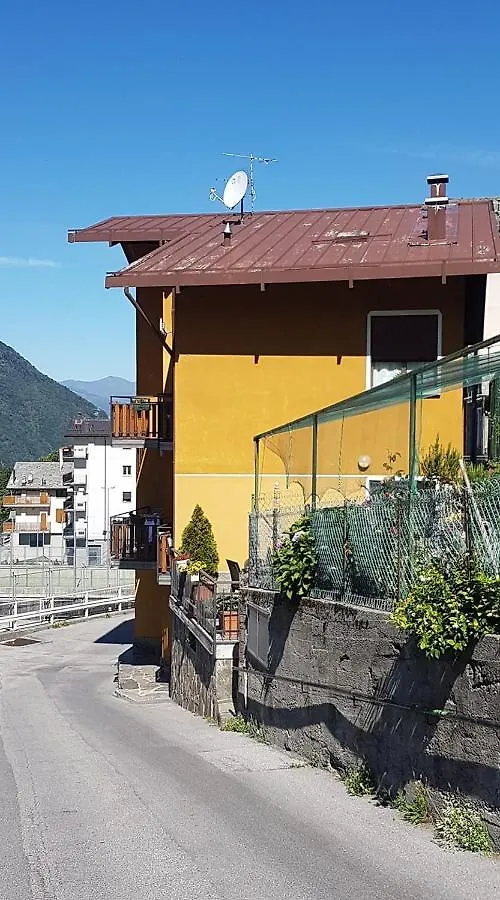 Cedarwood Bed & Breakfast Premana